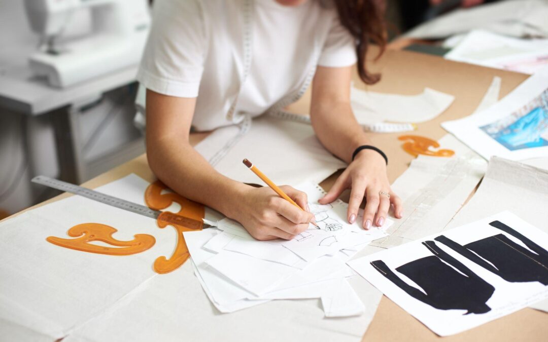 Crafting Iconic Designs: How Fashion Designers Can Harness the Power of Adobe Express